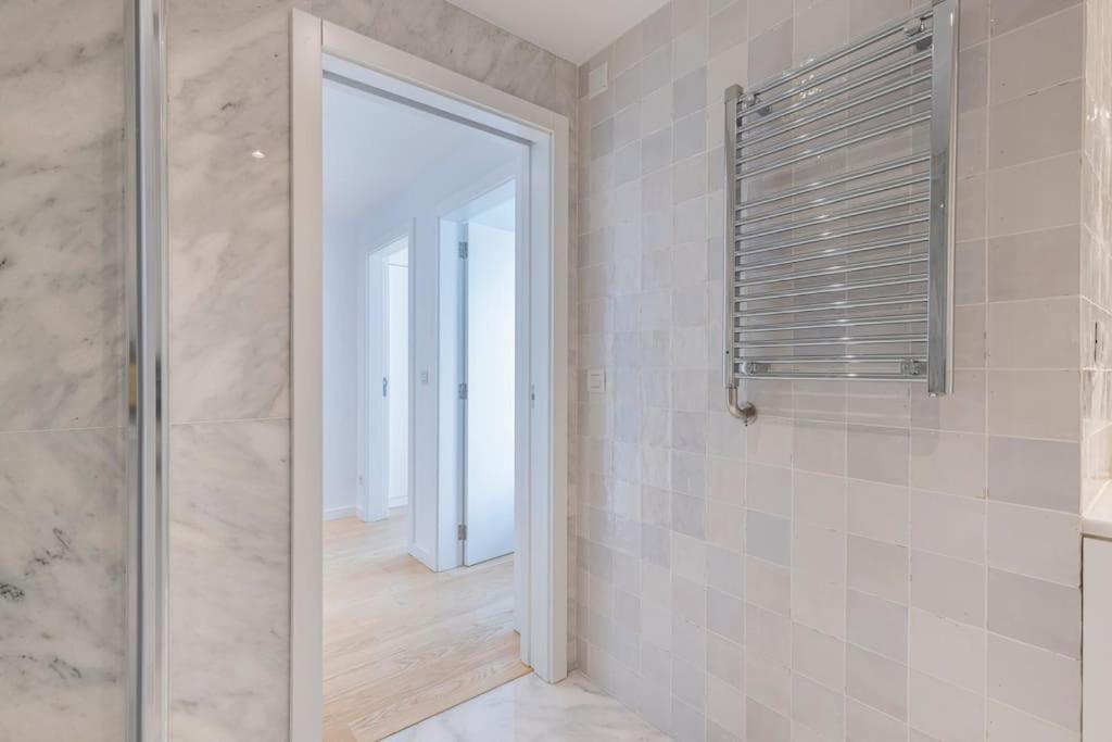 Campolide Lovely 2 Bedroom By Innkeeper Lisboa Kültér fotó