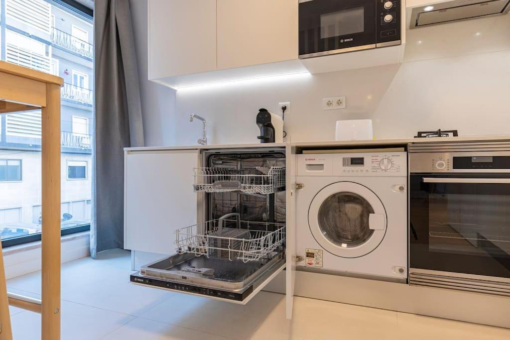 Campolide Lovely 2 Bedroom By Innkeeper Lisboa Kültér fotó